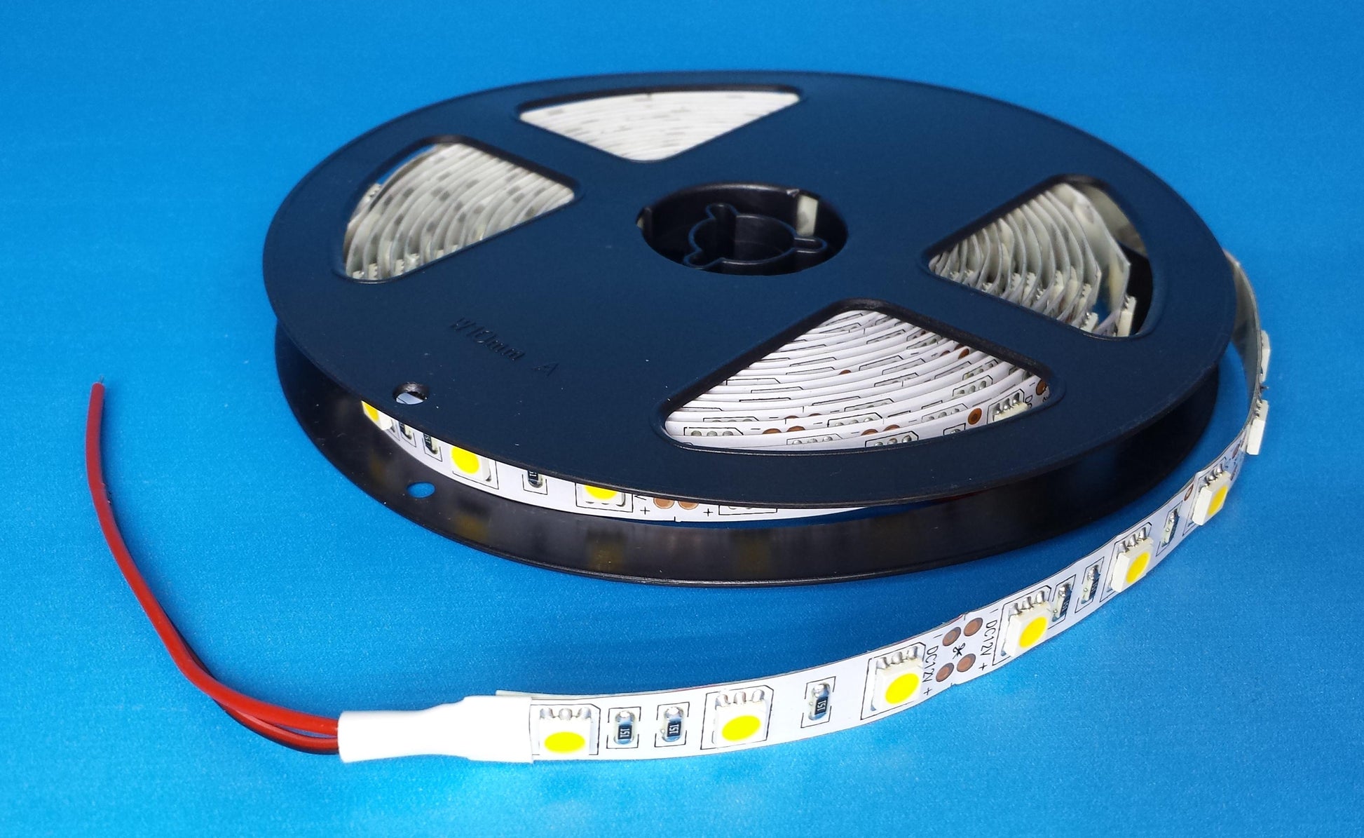 5050 LED Strip Light (5m) - Three Cubes Lightings (Singapore)