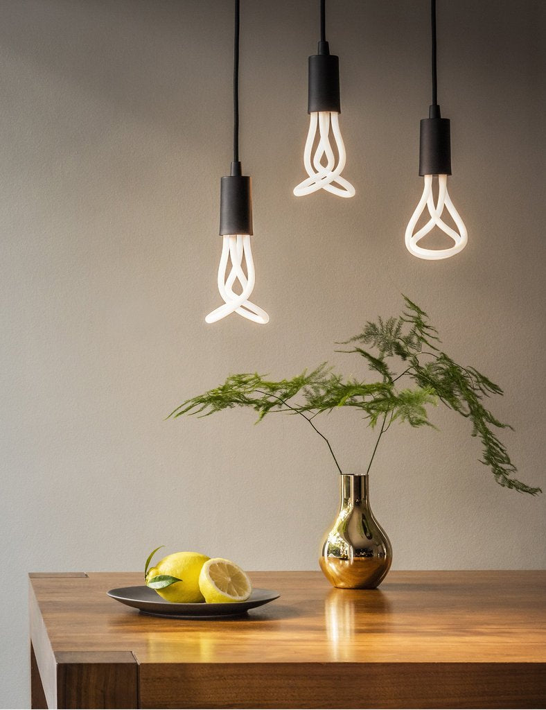 PLUMEN® Bulbs 001 (LED)- NEW! - Three Cubes Lightings (Singapore)