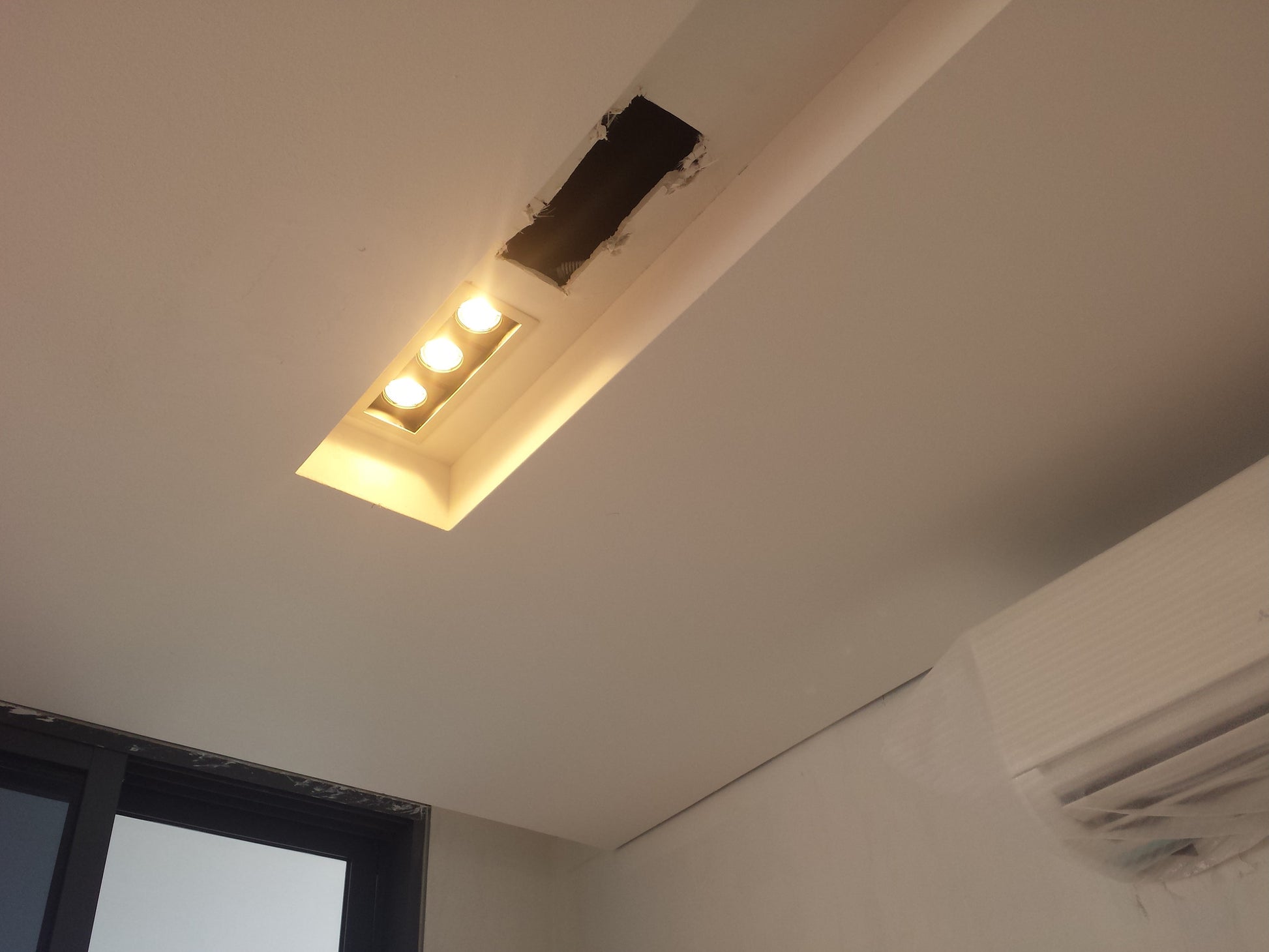 LED recessed Adjustable Spotlight Triple Downlights (GU10/MR16) - Three Cubes Lightings (Singapore)