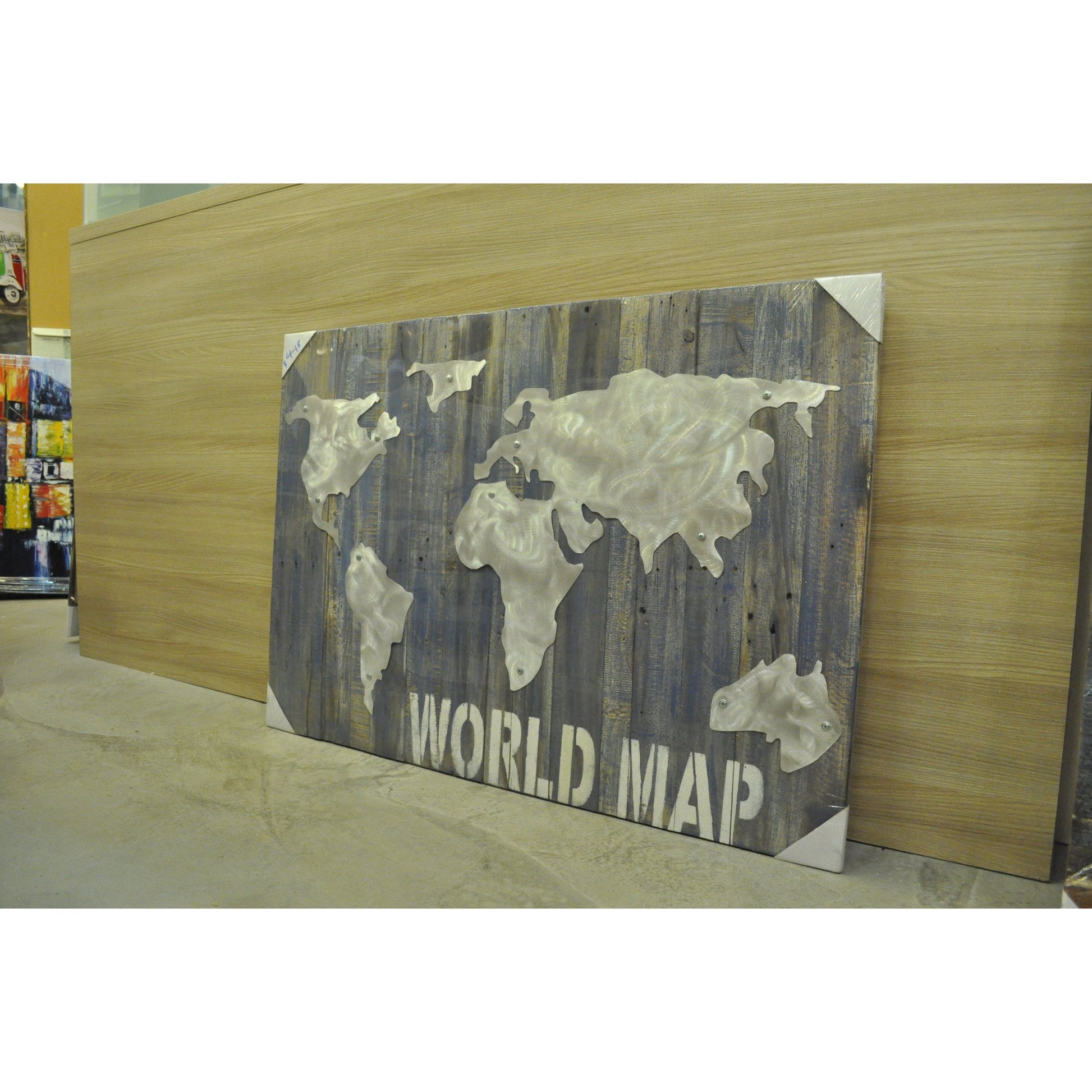 Alu on Wood- World Map - Three Cubes Lightings (Singapore)