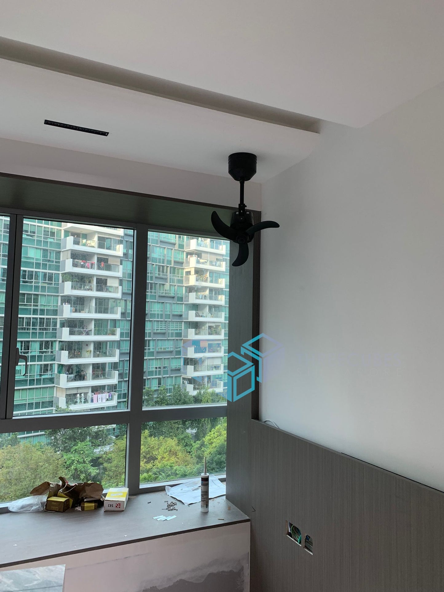 MÖWE –16″ Smart Corner Ceiling Fan (Wifi)